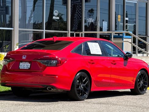 Used 2023 Honda Civic Sport image 4