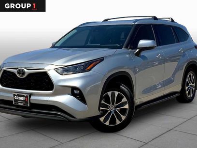Used 2020 Toyota Highlander XLE