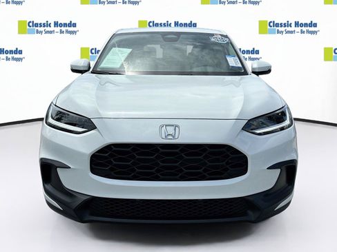 Used 2024 Honda HR-V LX image 2