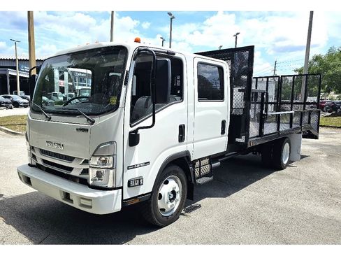 New 2026 Isuzu NPR RWD image 1