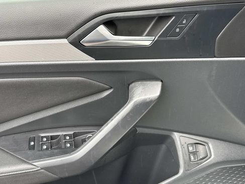 Certified 2024 Volkswagen Jetta Sport FWD image 17