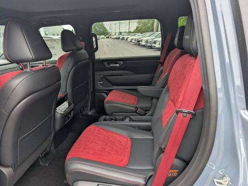 New 2026 Nissan Armada NISMO AWD/4WD image 10