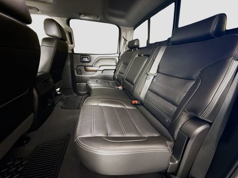 Used 2019 GMC Sierra 2500 Denali w/ Duramax Plus Package AWD/4WD image 26