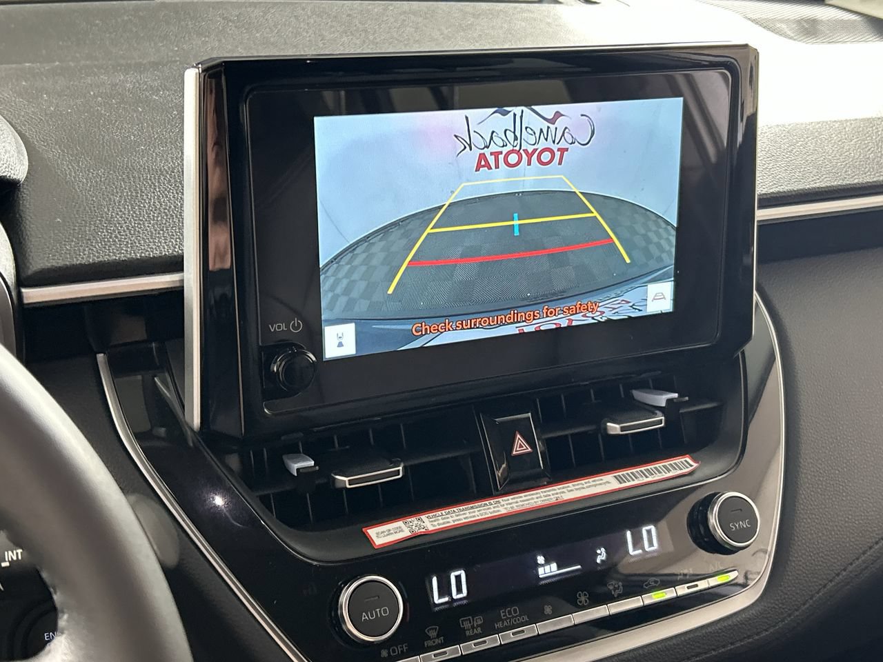 Used 2025 Toyota Corolla Cross XLE w/ Convenience Package FWD image 19