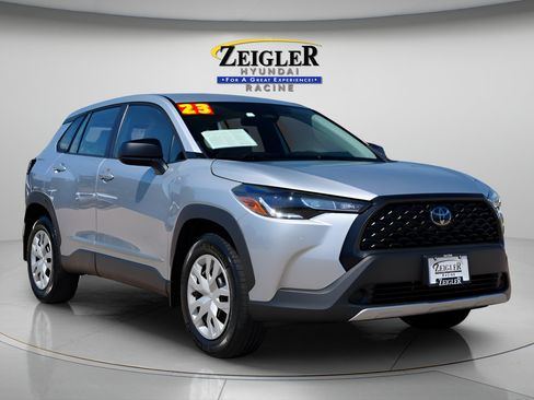 Used 2023 Toyota Corolla Cross L AWD/4WD image 1
