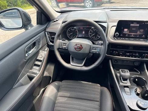 New 2026 Nissan Rogue SV w/ Rock Creek Premium Package AWD/4WD image 18