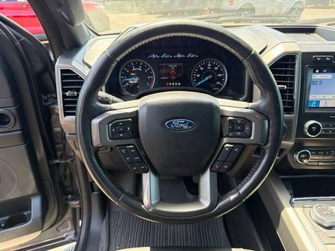 Used 2019 Ford Expedition XLT AWD/4WD image 2