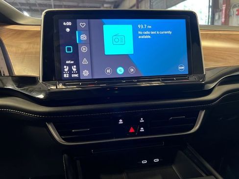 Used 2024 Volkswagen Atlas SE FWD image 23