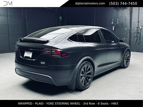 Used 2022 Tesla Model X Plaid AWD/4WD image 7