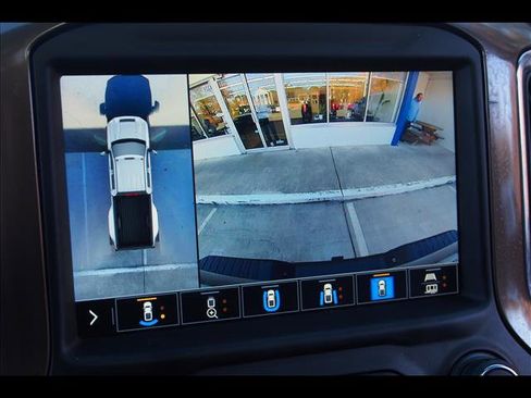 Used 2021 Chevrolet Silverado 3500 High Country image 30