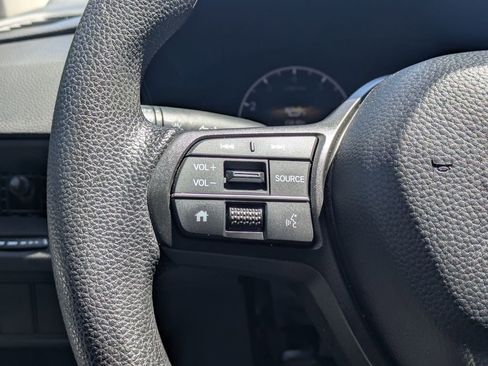 Used 2025 Honda CR-V LX image 22
