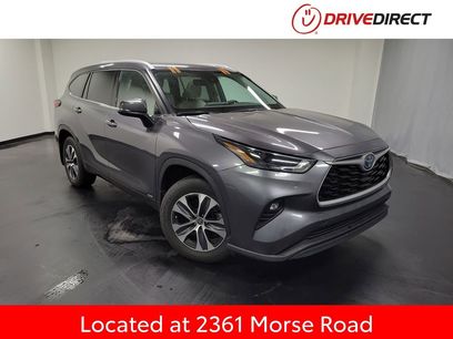 Used 2022 Toyota Highlander XLE