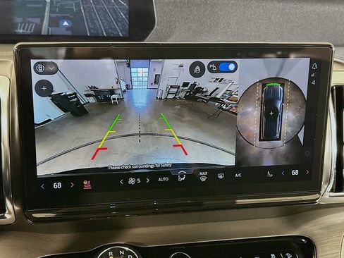 New 2025 Ford Expedition Max Platinum image 16