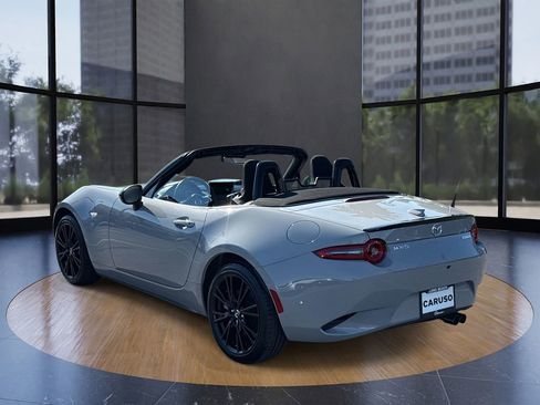 Certified 2024 MAZDA MX-5 Miata Club image 4