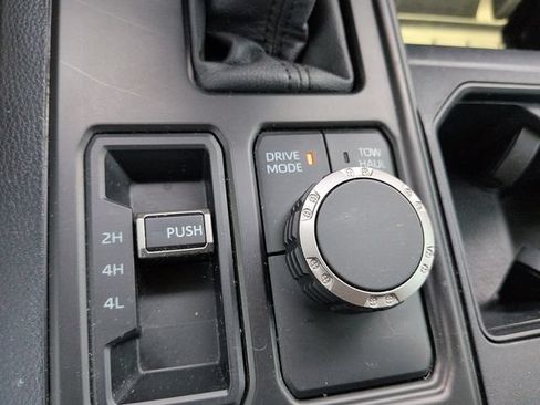 Used 2023 Toyota Tundra SR5 w/ SR5 Convenience Package AWD/4WD image 25