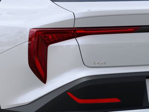 New 2026 Kia K4 FWD image 11