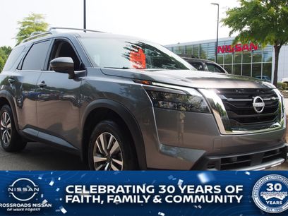 Used 2025 Nissan Pathfinder SL