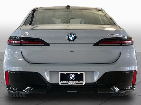 New 2026 BMW i7 xDrive60 AWD/4WD image 4