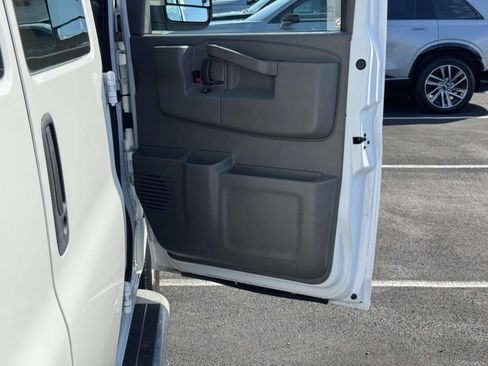 Used 2025 Chevrolet Express 2500 w/ Driver Convenience Package RWD image 13