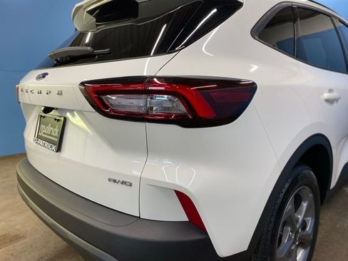 New 2026 Ford Escape ST-Line w/ Cold Weather Package image 10