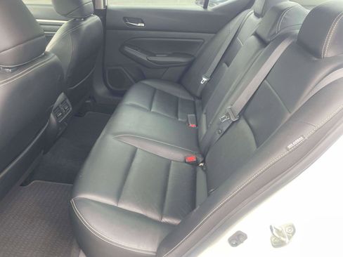 Used 2019 Nissan Altima 2.0 Edition One image 6