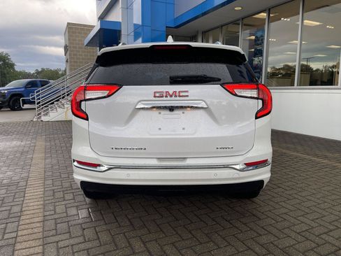 Used 2023 GMC Terrain Denali AWD/4WD image 4