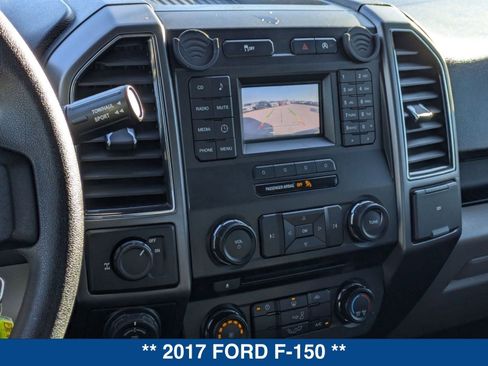 Used 2017 Ford F150 XLT w/ Trailer Tow Package image 28