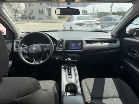 Used 2018 Honda HR-V EX image 23
