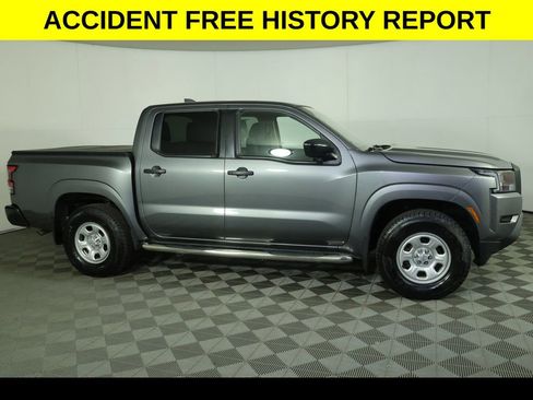 Used 2022 Nissan Frontier S w/ Technology Package AWD/4WD image 2