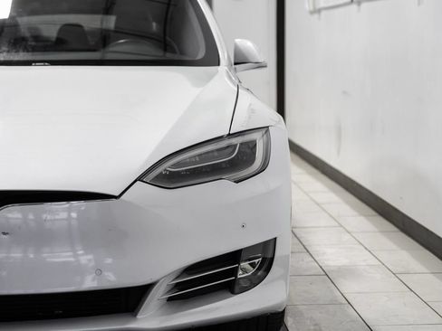 Used 2020 Tesla Model S Long Range AWD/4WD image 39