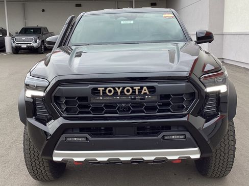 New 2026 Toyota Tacoma 4x4 Double Cab Hybrid image 3