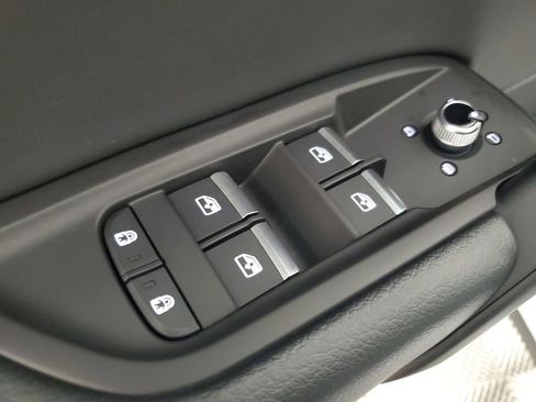 Used 2025 Audi Q5 2.0T Premium image 20