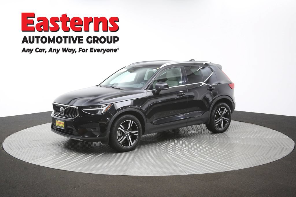 Used 2023 Volvo XC40 B5 Plus AWD/4WD image 58