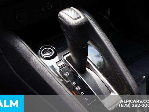 Used 2024 Nissan Versa SV FWD image 29