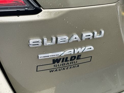Certified 2022 Subaru Outback Touring w/ Popular Package #2 image 17
