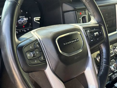 Used 2023 GMC Yukon XL Denali AWD/4WD image 29