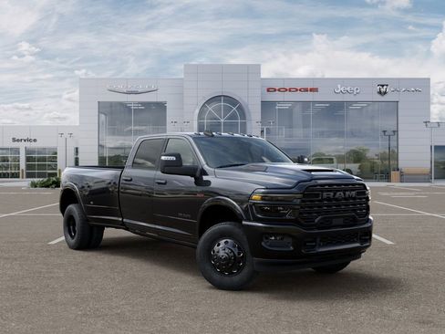New 2026 RAM 3500 Limited AWD/4WD image 5