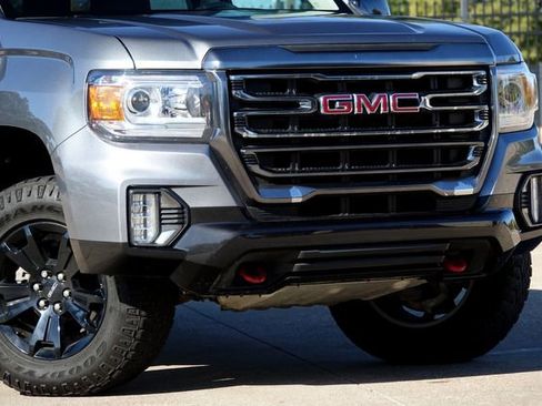 Used 2022 GMC Canyon AT4 image 2