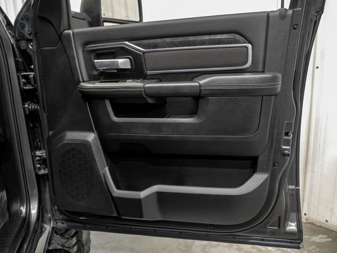 Used 2024 RAM 3500 Big Horn w/ Night Edition AWD/4WD image 44