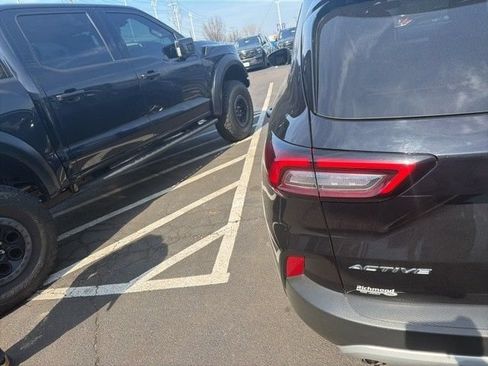 Certified 2024 Ford Escape Active AWD/4WD image 5
