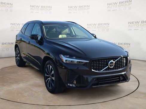 Certified 2024 Volvo XC60 B5 Plus w/ Protection Package Premier AWD/4WD image 7