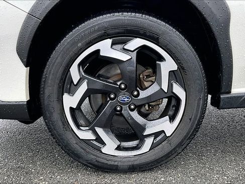 Used 2023 Subaru Crosstrek 2.5i Limited w/ Moonroof Package image 7