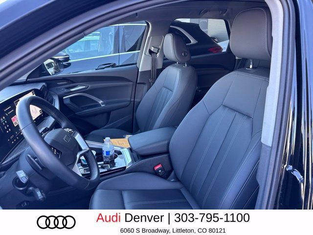 Used 2025 Audi Q5 Premium Plus w/ Premium Plus AWD/4WD image 10