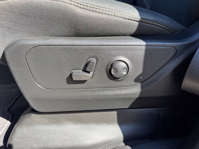 Used 2025 RAM 1500 Big Horn RWD image 12