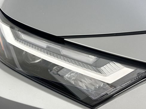 Used 2025 Toyota RAV4 LE image 9