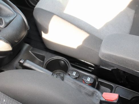 Used 2017 RAM ProMaster City Tradesman w/ Rear Back-up Camera Group image 31