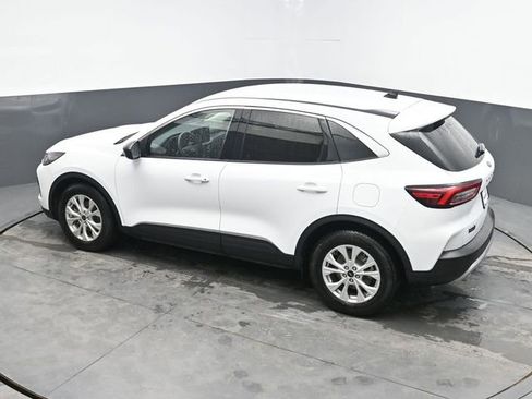Used 2023 Ford Escape Active w/ Tech Pack #1 FWD image 26