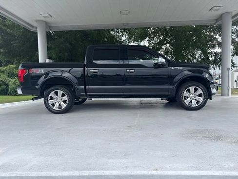 Used 2019 Ford F150 Lariat w/ Equipment Group 502A Luxury AWD/4WD image 2