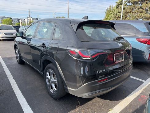 Used 2024 Honda HR-V LX image 2