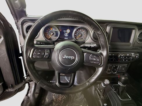 Used 2021 Jeep Wrangler Unlimited Sport image 13